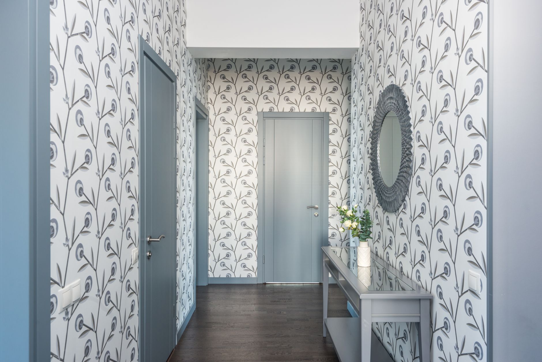 10 Entryway Ideas to Make a Stunning First Impression