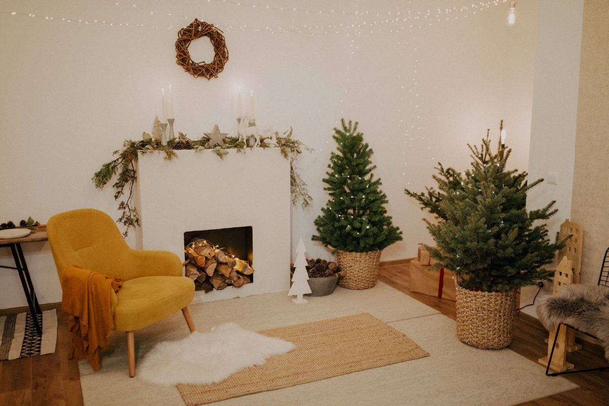 15 Modern Christmas Decorating Ideas for a Cozy Living Room