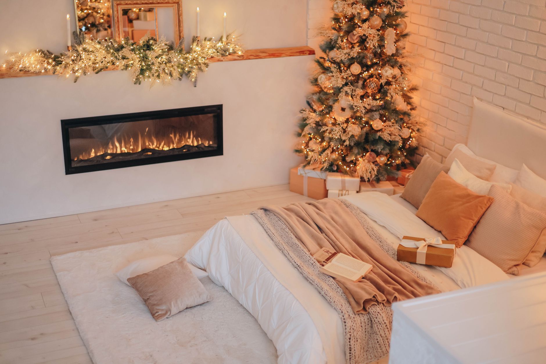 The Best Christmas String Lights: Indoor, Outdoor and Battery Picks